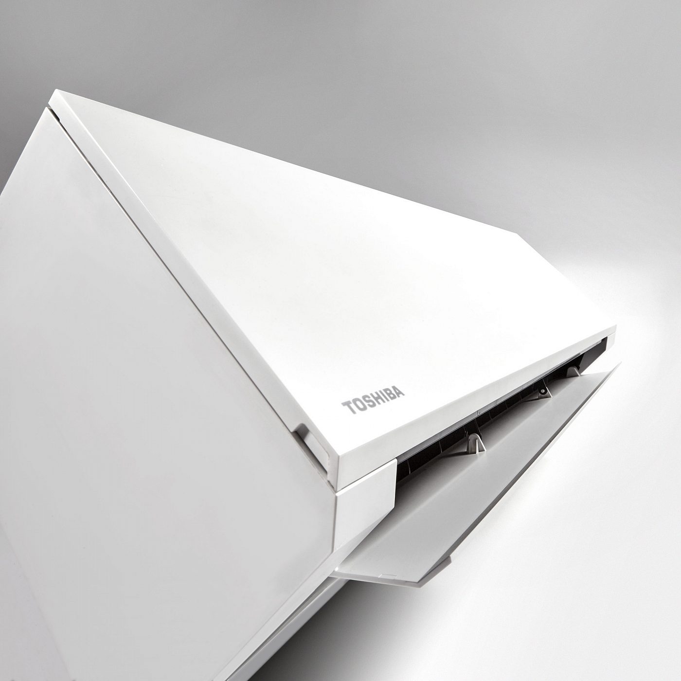 Настенный инверторный кондиционер Toshiba RAS-07J2VSG-EE серия SHORAI EDGE