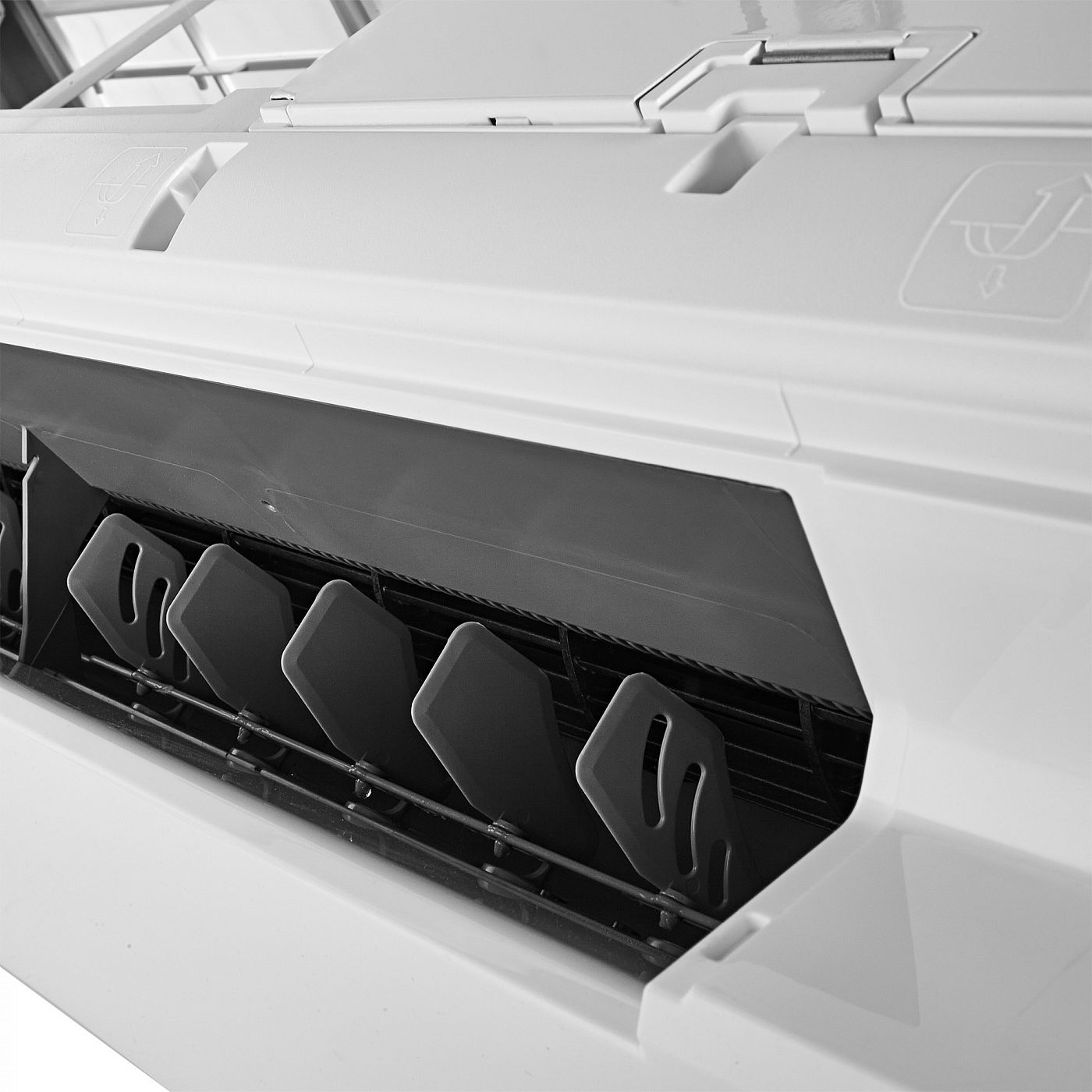Настенный инверторный кондиционер Ballu BSPKI-24HN8_24Y серия Ice Peak DC